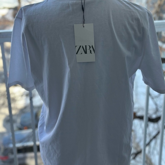 Zara White Tee with Pink Floral Details - Picture 11 of 12